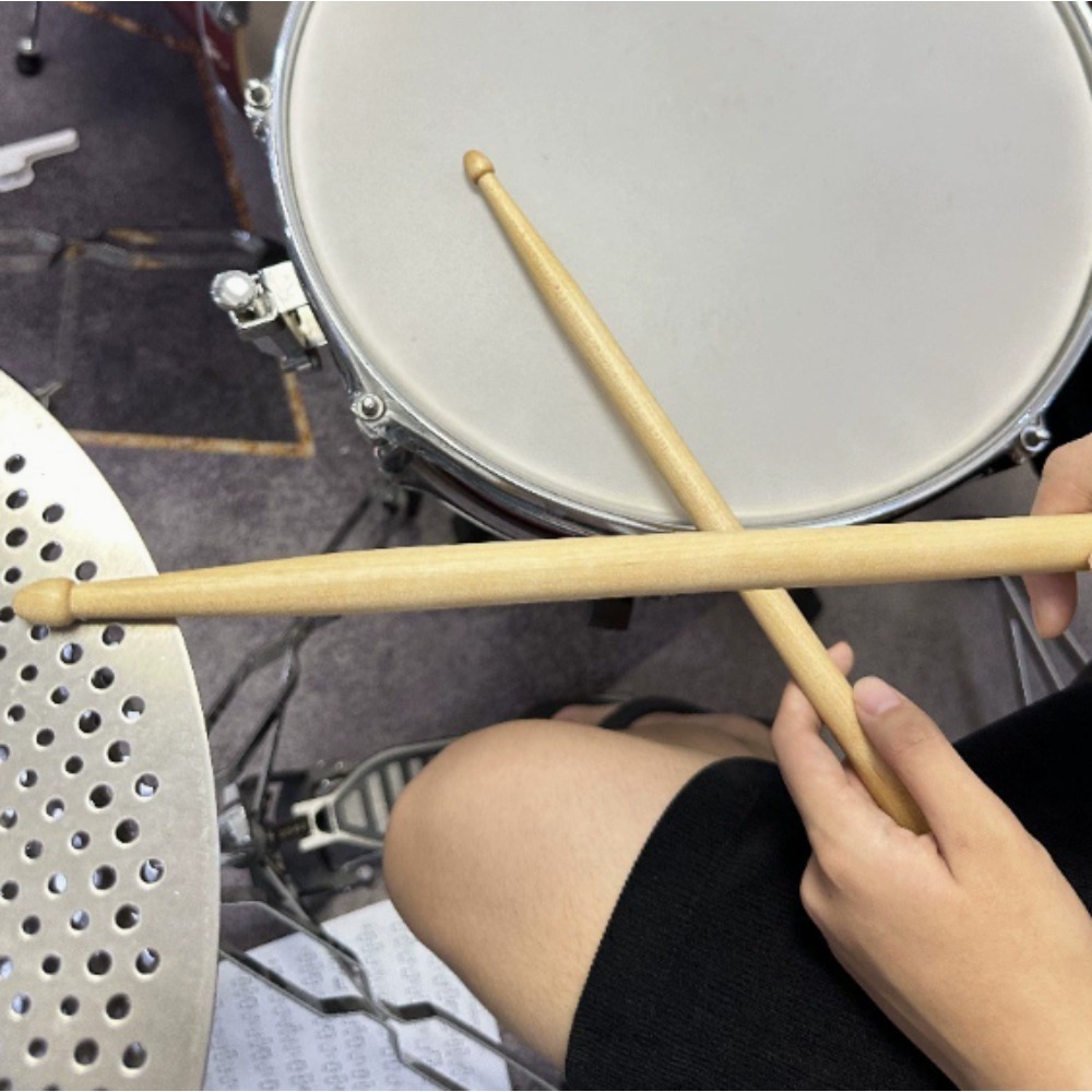 1 Par de Baquetas de Arce 5A,  - Drumsticks 5A Maple reseña y precio